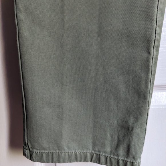 Calvin Klein Green Chinos - 32x32 - Picture 9 of 10